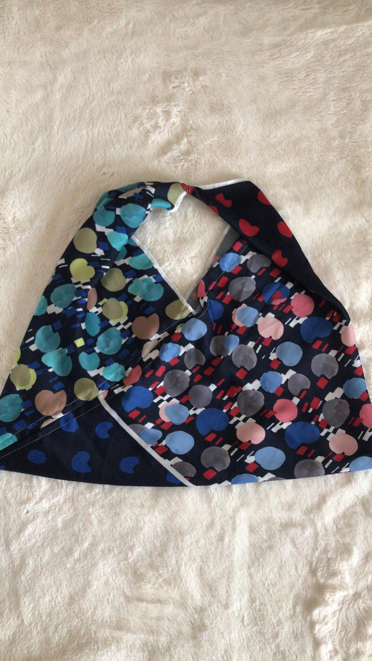 Selbstgenähte Platzspar-Einkaufstaschen